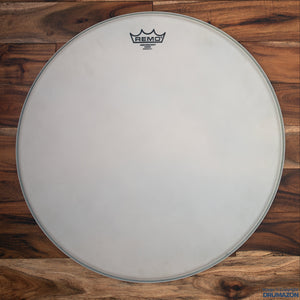 REMO 18" AMBASSADOR COATED TOM HEAD / OUT OF BOX STOCK