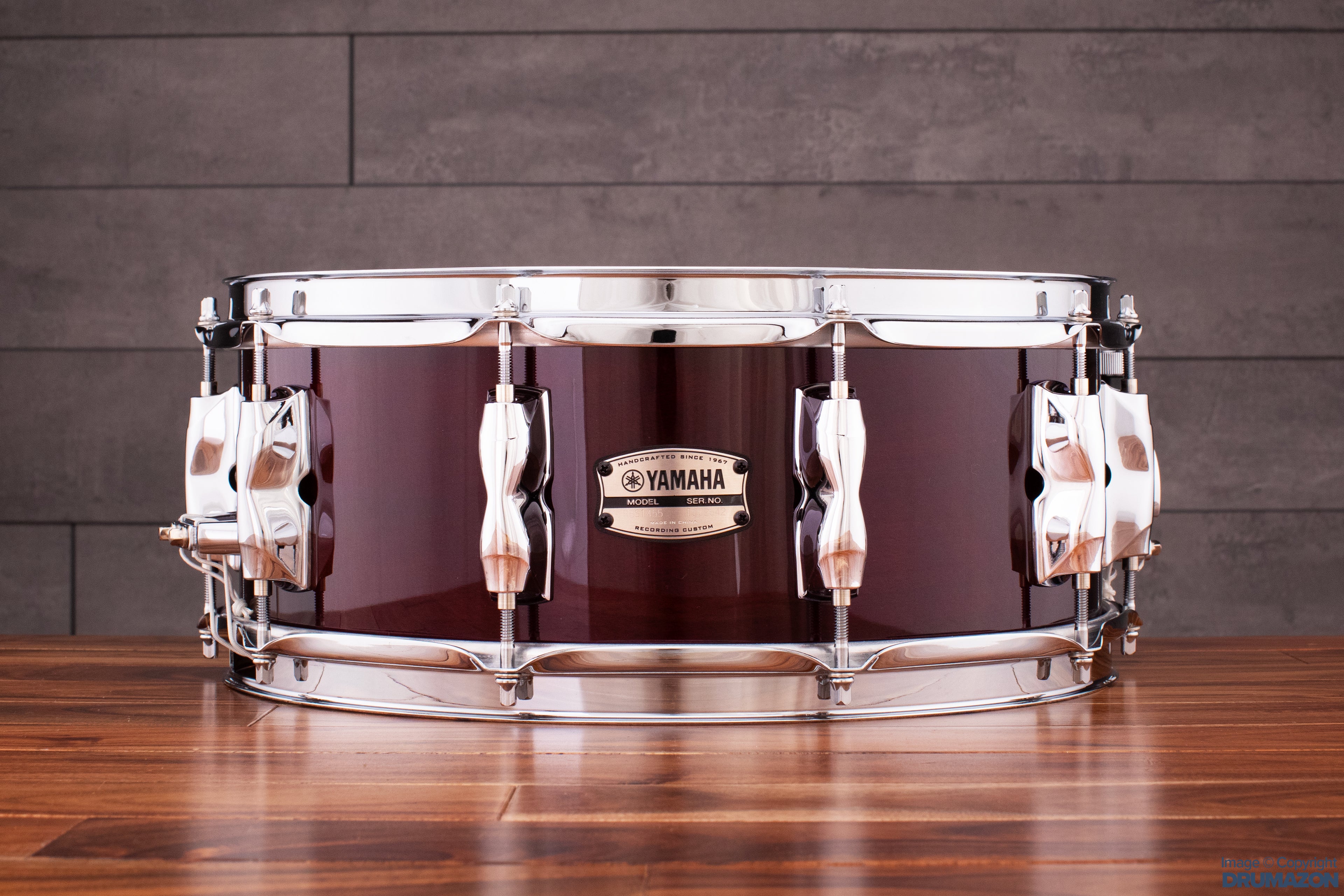YAMAHA 14 X 5,5 NAHRÁVÁNÍ BŘÍZA NA MÍRUYAMAHA 14 X 5,5 NAHRÁVÁNÍ BŘÍZA NA MÍRU  