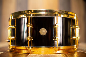 GRETSCH 14 X 6.5 NEW CLASSIC GCNIK4164BC BLACK BRASS SNARE DRUM WITH GOLD HARDWARE, LIMITED EDITION (PRE-LOVED)