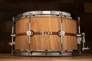 HENDRIX 13 X 7 ARCHETYPE STAVE SERIES ASH SNARE DRUM, NATURAL ASH SATIN WITH WALNUT INLAY