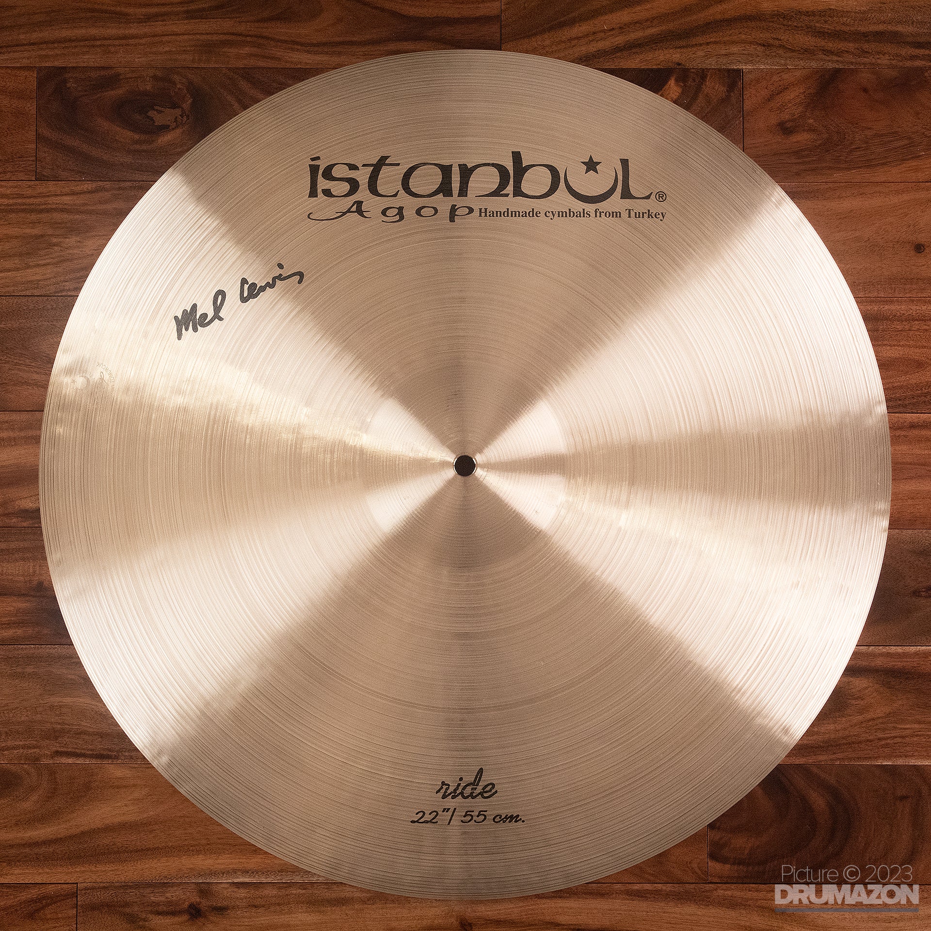 ISTANBUL AGOP 22