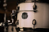 MAPEX SATURN EVOLUTION MAPLE / WALNUT 5 PIECE DRUM KIT, POLAR WHITE, BLACK BRUSHED FITTINGS