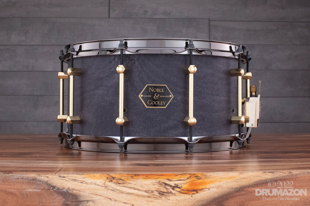 NOBLE & COOLEY 14 X 7 HORIZON SNARE DRUM, MAPLE / MAHOGANY HYBRID