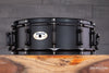 PEARL 14 X 5.5 ULTRACAST CAST FORMED ALUMINIUM SNARE DRUM, BLACK LACQUERED, (PRE-LOVED)