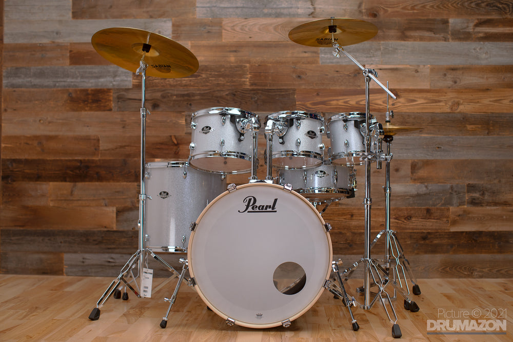 https://www.drumazon.com/cdn/shop/products/PEARL-EXPORT-EXX-6PIECE-DRUM-KIT-WITH-SABIAN-CYMBALS-ARCTIC-WHITE-SPARKLE-DRUMAZON_01_1000x.jpg?v=1628195828