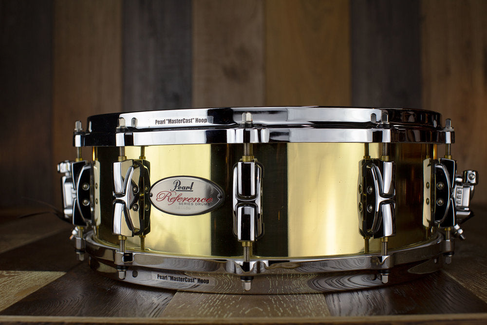 https://www.drumazon.com/cdn/shop/products/PEARL-REFERENCE-14X5-3MM-SEAMLESS-BRASS-SNARE-DRUM-DRUMAZON_02_f92af4ce-2cad-4c46-a57d-f330464fd9d8_1000x.jpg?v=1571439382