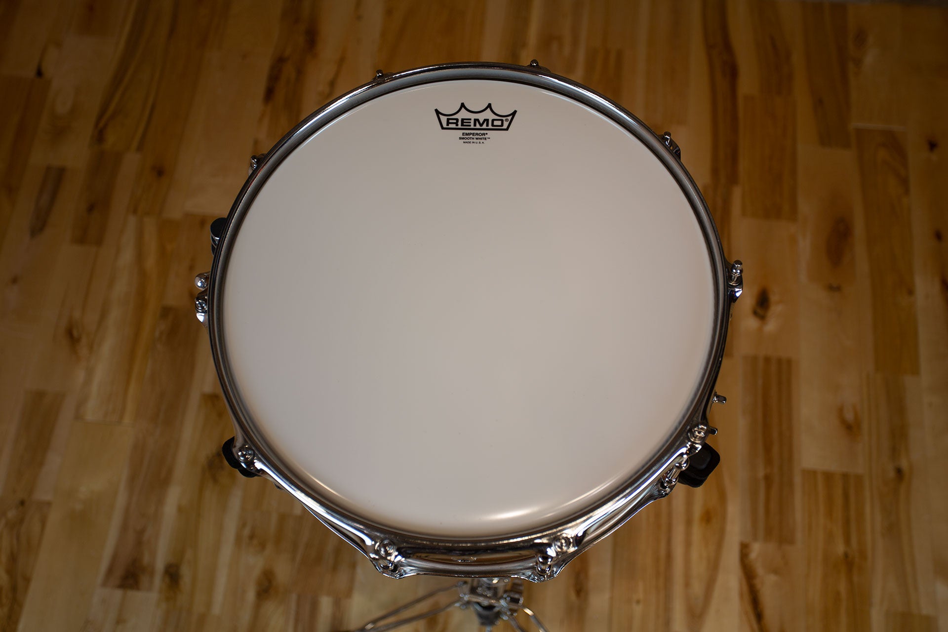 Remo smooth white emperor discount