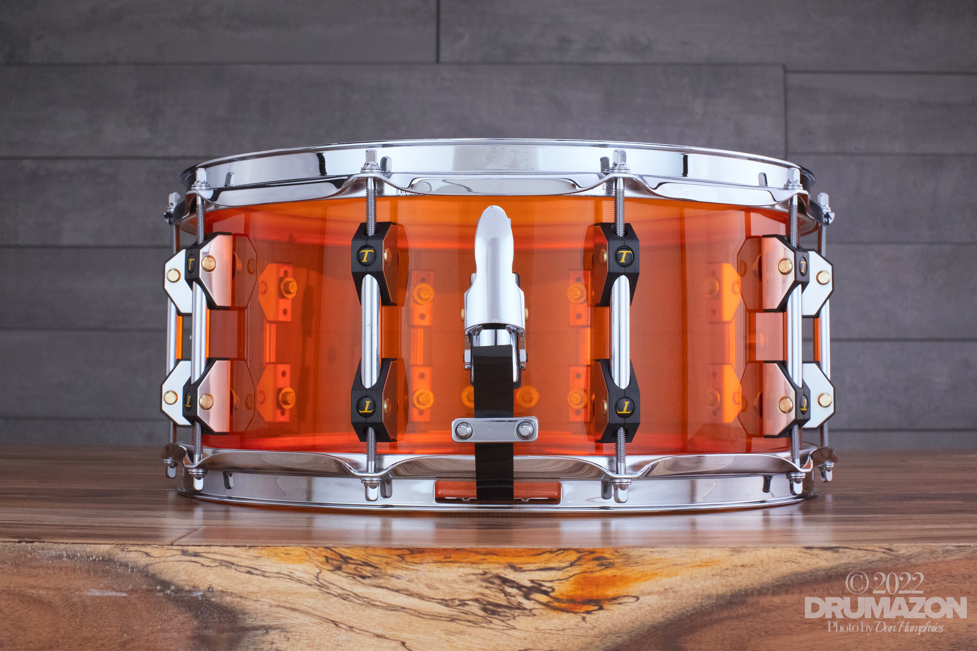 נפח אקריליק SHELL SNARE DRUMנפח אקריליק SHELL SNARE DRUM  