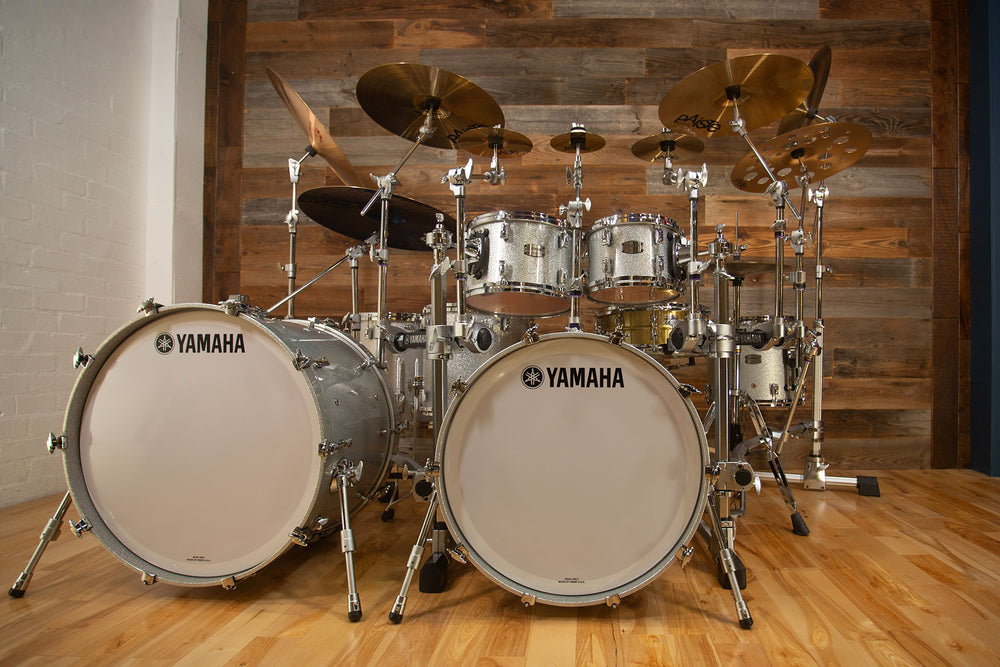 YAMAHA ABSOLUTE HYBRID MAPLE 7 PIECE DRUM KIT, SILVER SPARKLE